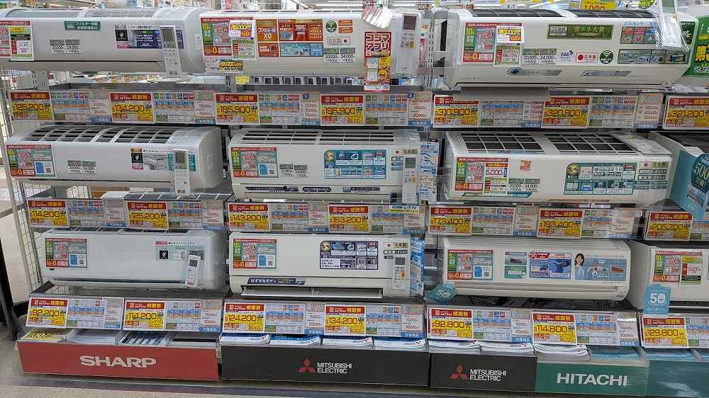 コジマ　エアコン売り場